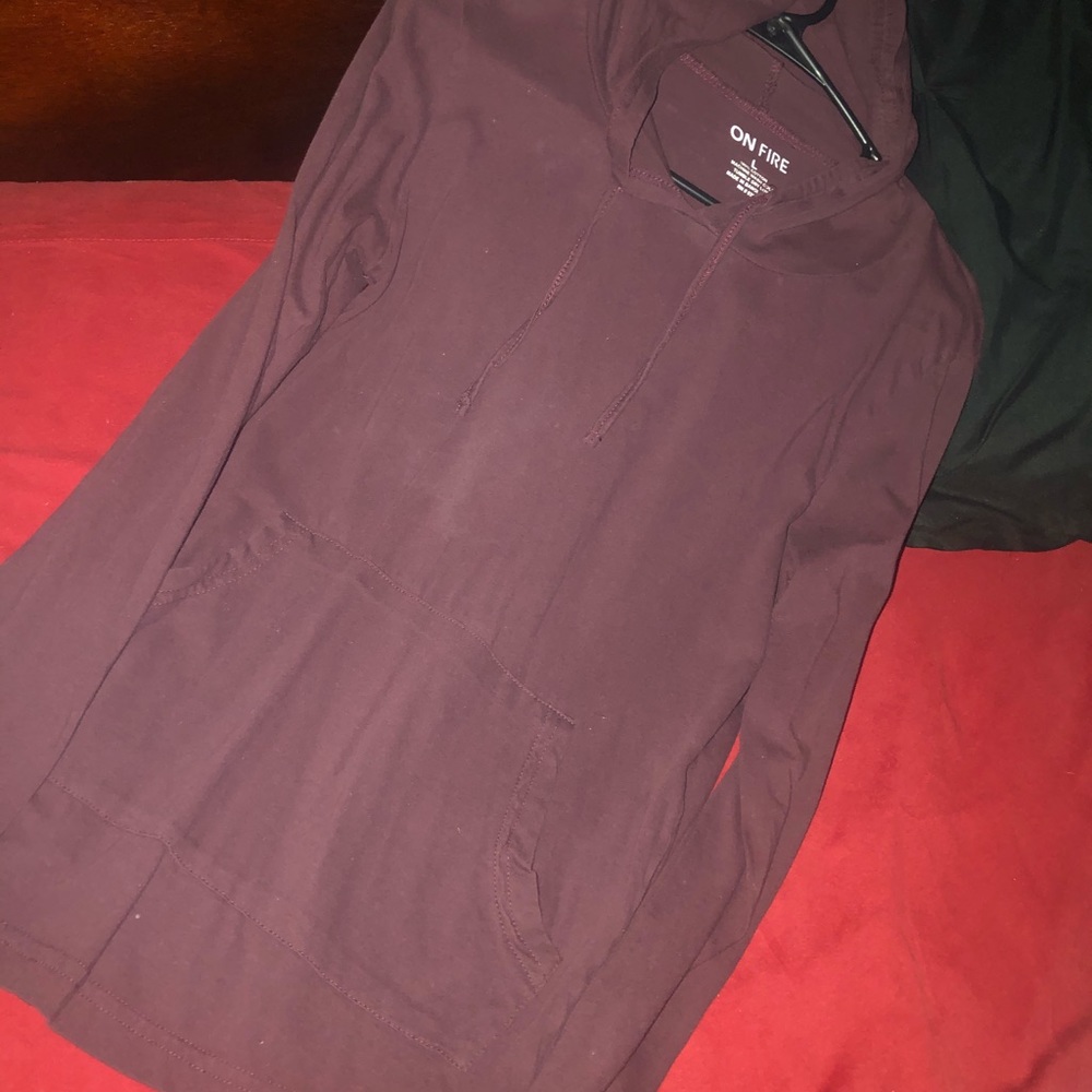 Long sleeve shirt w/ hoodie.